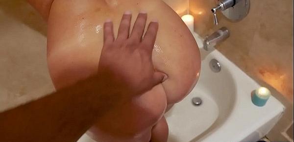  Blonde mature stepmom fucked by her stepson in the bath